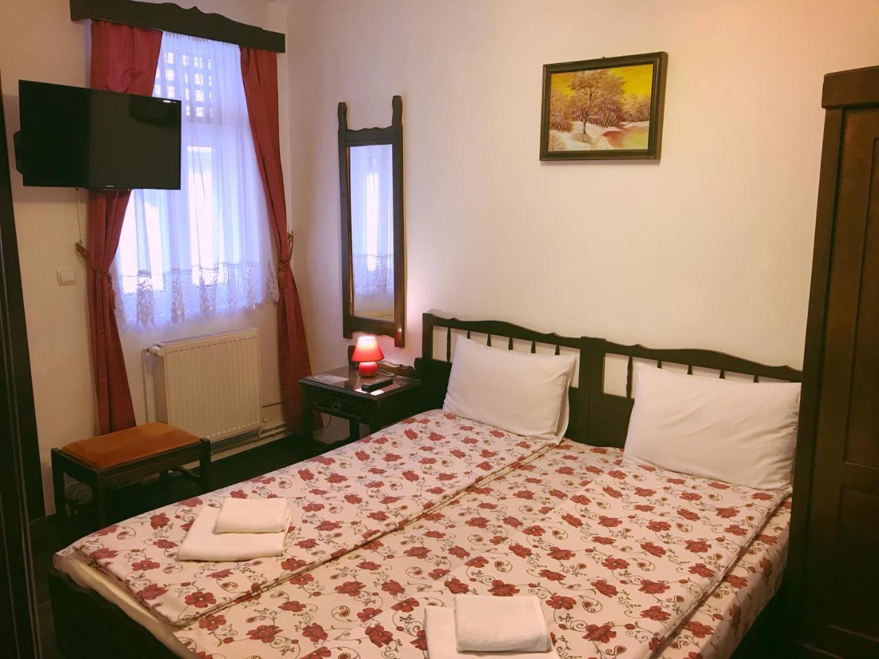 מלון סיגישוארה Casa Cu Cerdac מראה חיצוני תמונה